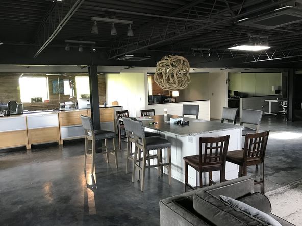 Renovated Downtown Flex Space for Lease: 1129 Baldwin St, Chattanooga, TN 37403